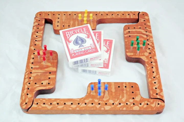 Pegs & Jokers Game Set - Lacewood - 4 Player