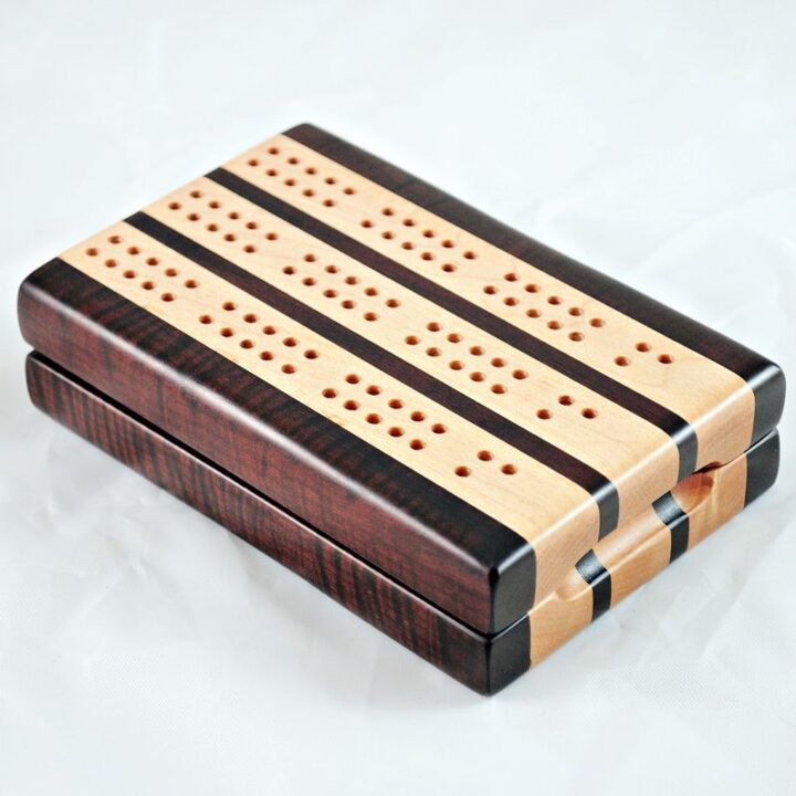 Compact Travel Cribbage 3 Player - Roasted Curly Maple & Curly Maple - Closed