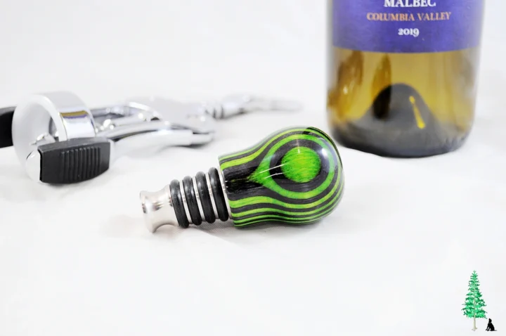 Bottle Stopper - SpectraPly Green Hornet - Laying Setting