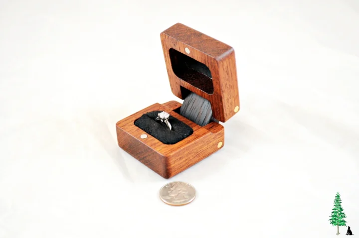 ERB-156 Jatoba & Wenge - Open Right