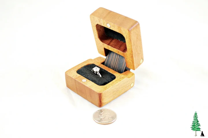 ERB-175 Khaya & Wenge - Open Right View